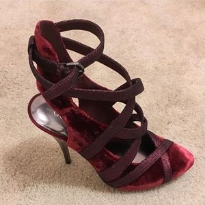 Guess By Marciano High Heels